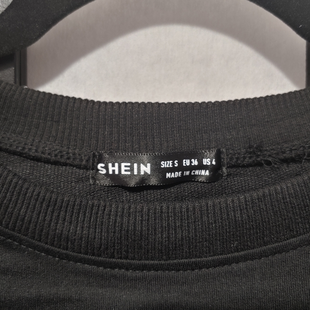 Plus Battery and Slogan crop Sweatshirt